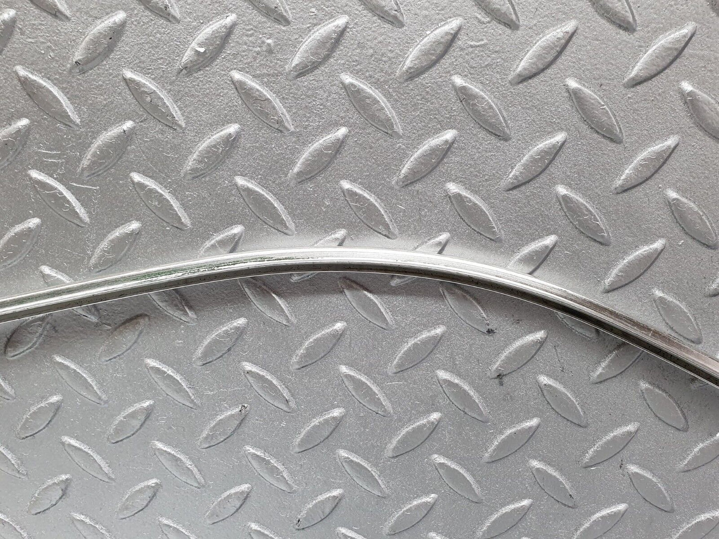 43477 Mercedes-Benz W108 280SE Roof Chrome Trim Right Side