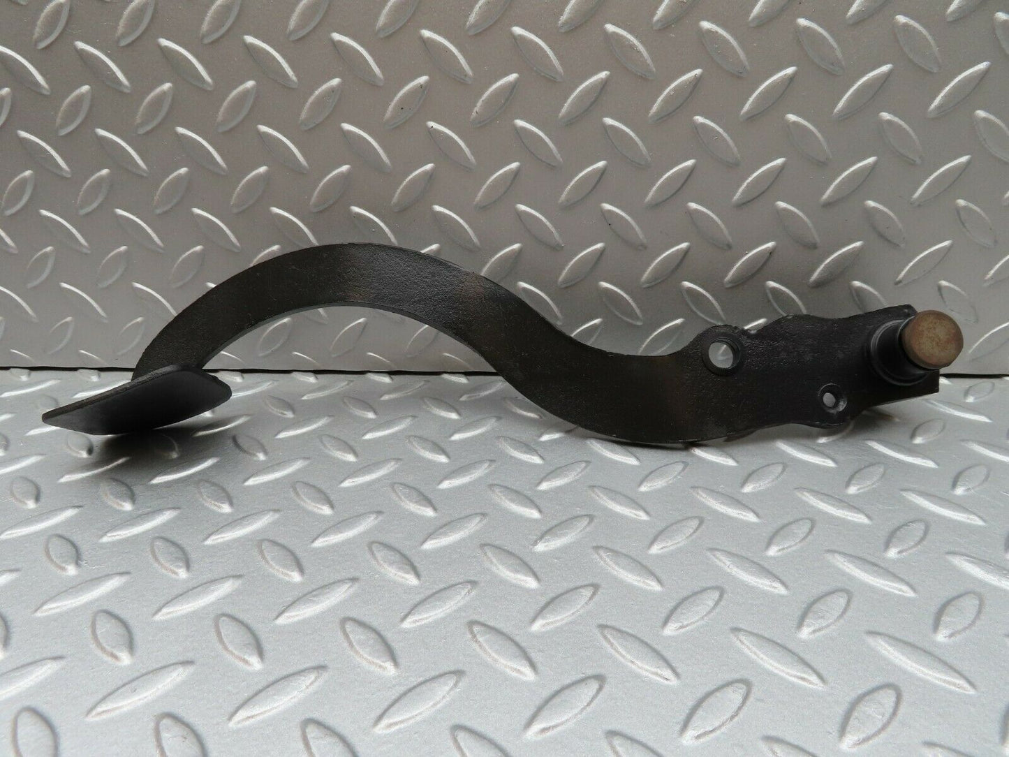 3673 Mercedes-Benz W108 280SE Brake Pedal