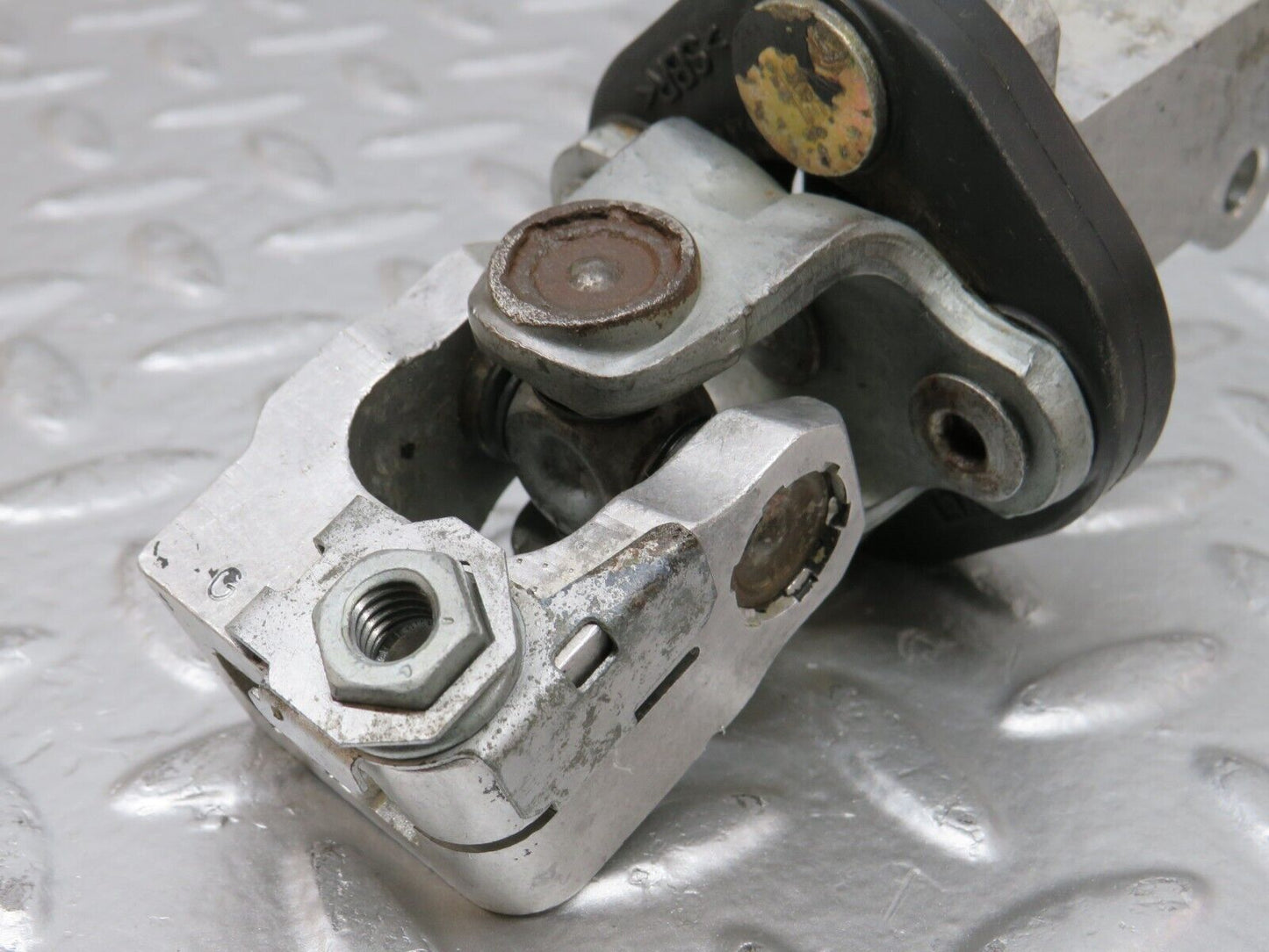 24969 Mercedes-Benz W140 S320 Steering Coupling Joint 2104600210