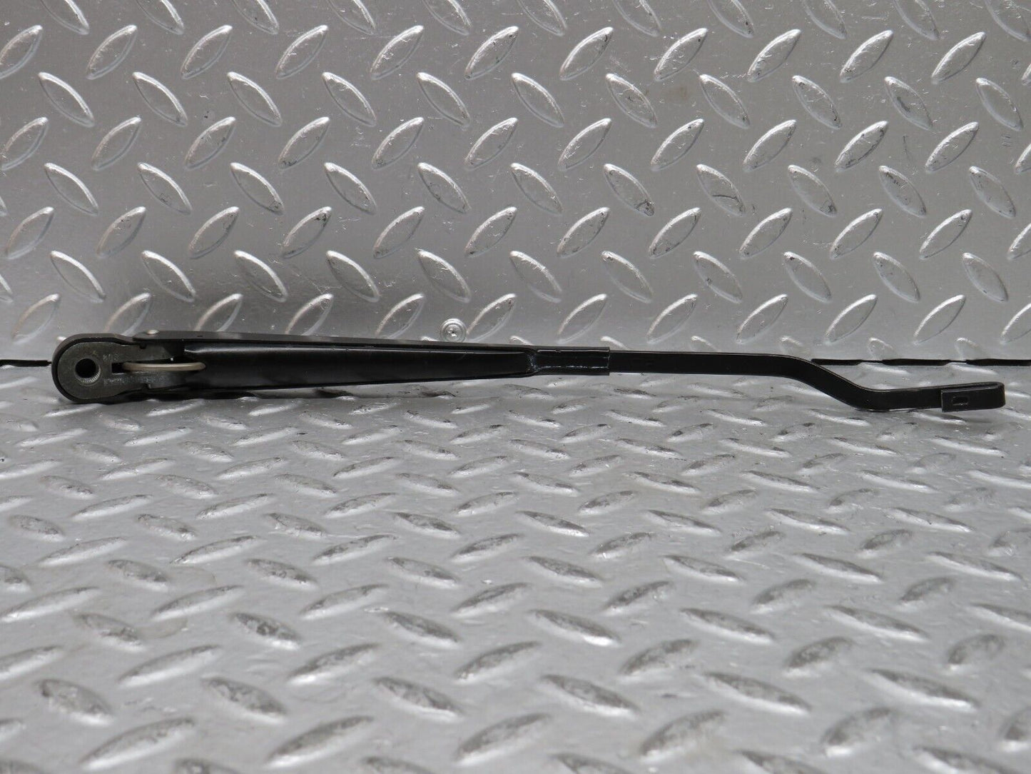 28107 Mercedes-Benz W123 280E Wiper Arm Bosch Left Side 3399990553