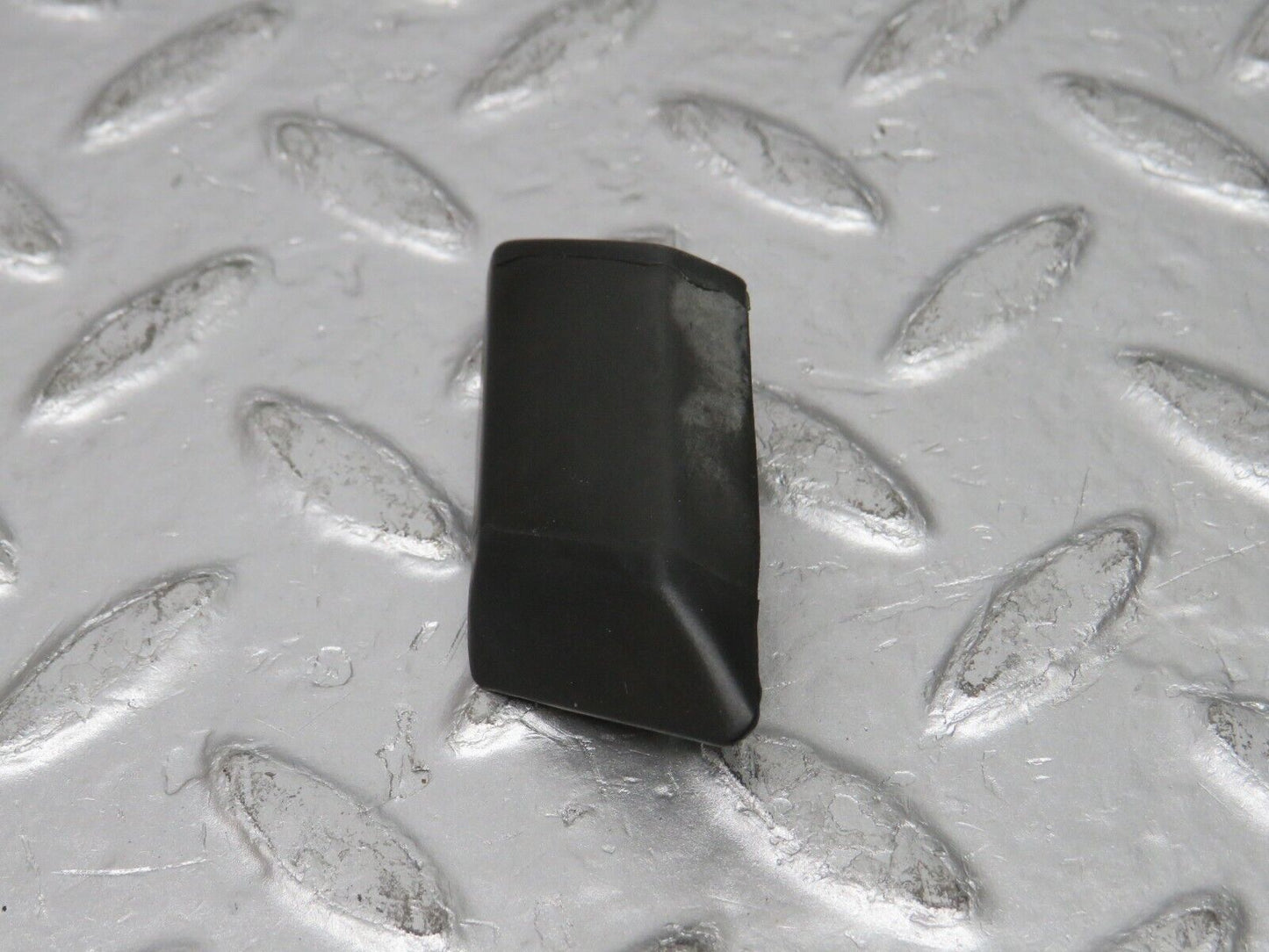 30719 Mercedes-Benz W201 190E 2.0L Rear Left Fender Centre Moulding Trim