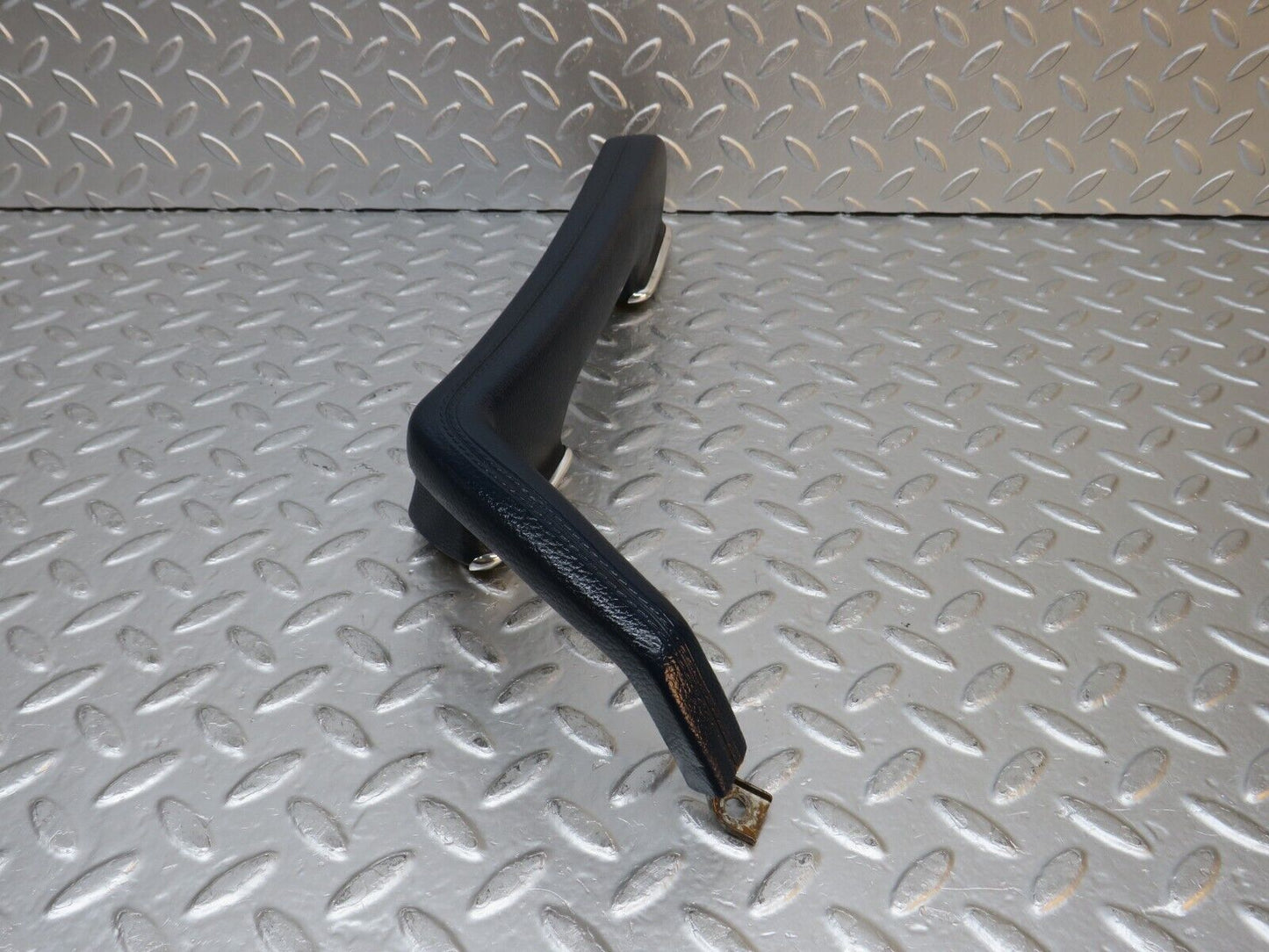 30990 Mercedes-Benz W123 200D Front Left Interior Door Handle 1239700901