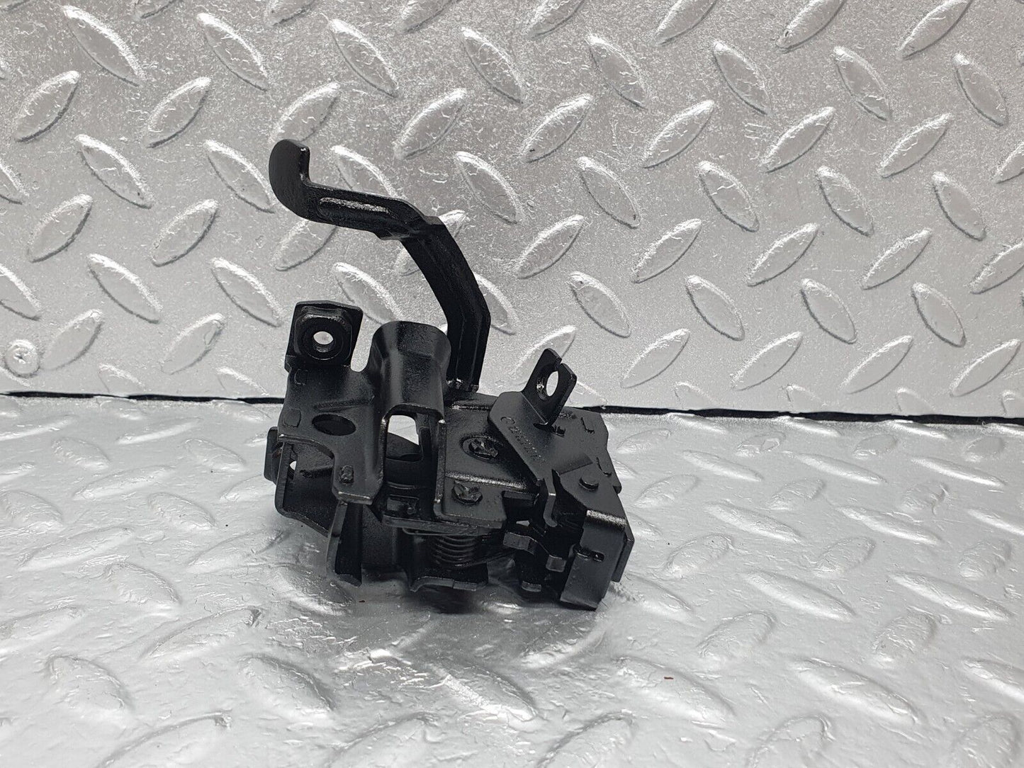 43523 Mercedes-Benz C126 380SEC Coupe Bonnet Lock Latch Right Side 1268800860