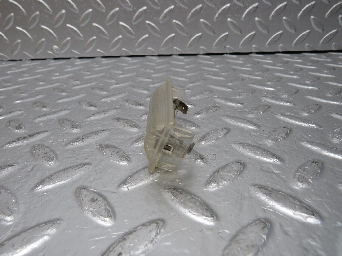 30496 Mercedes-Benz W124 230E Trunk Light 1248200301