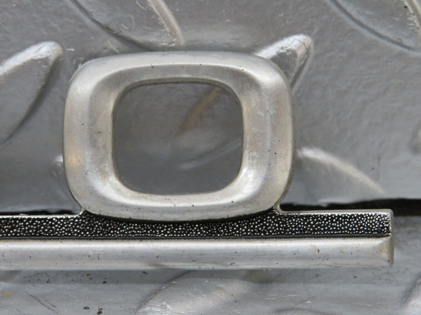25537 Mercedes-Benz W123 200 Trunk  Badge Emblem 1238170215