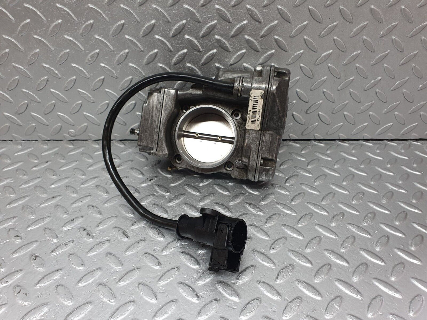 42499 Mercedes-Benz R129 320SL Coupe Throttle Body Valve VDO 0001414925