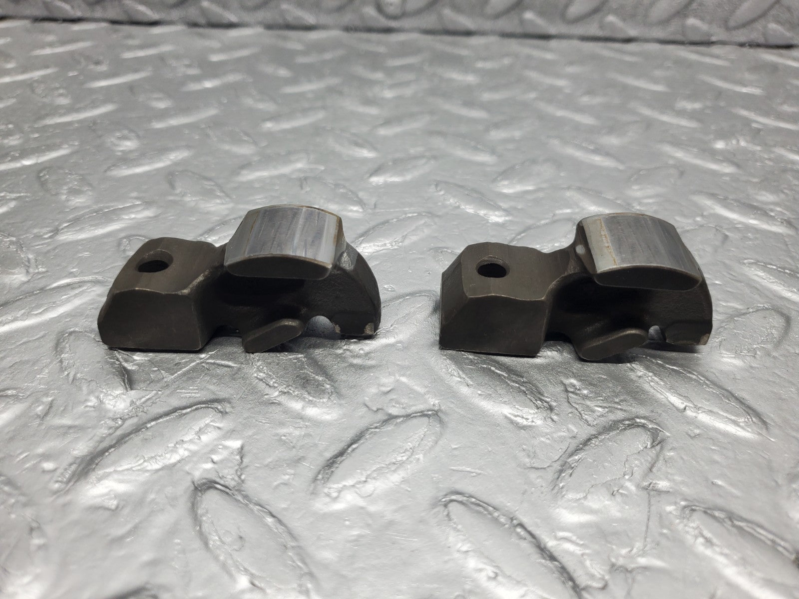 W126 Coupe rocker arm used OEM