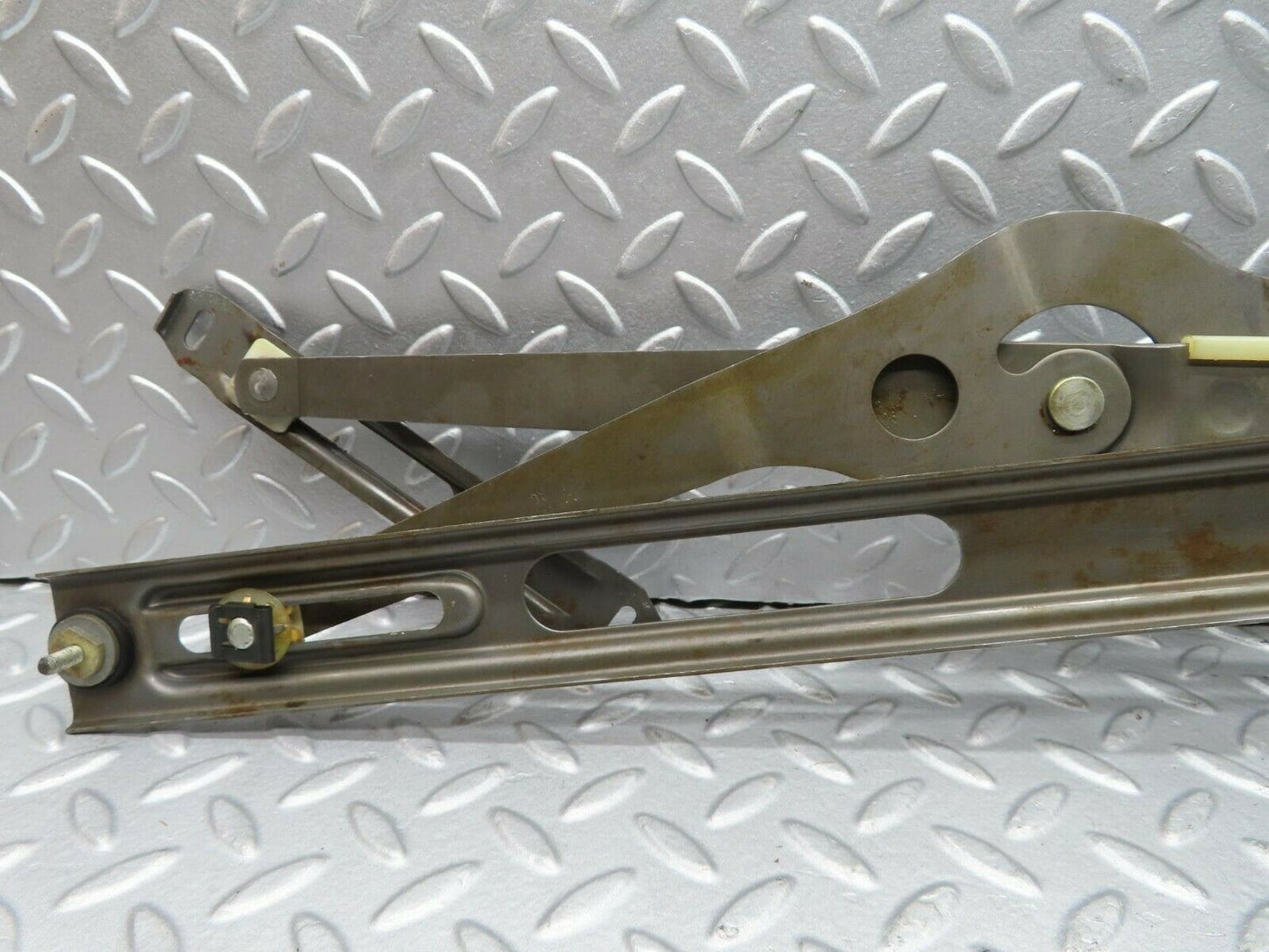16639 Mercedes-Benz C107 380SLC Front Left Power Window Regulator 1077200746