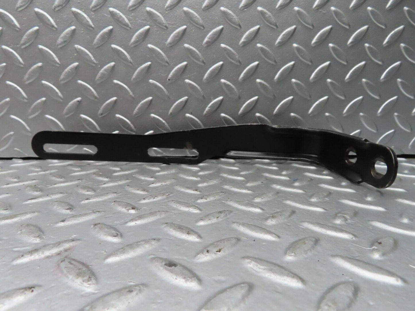 21400 Mercedes-Benz R129 300SL Coupe Exhaust Bracket