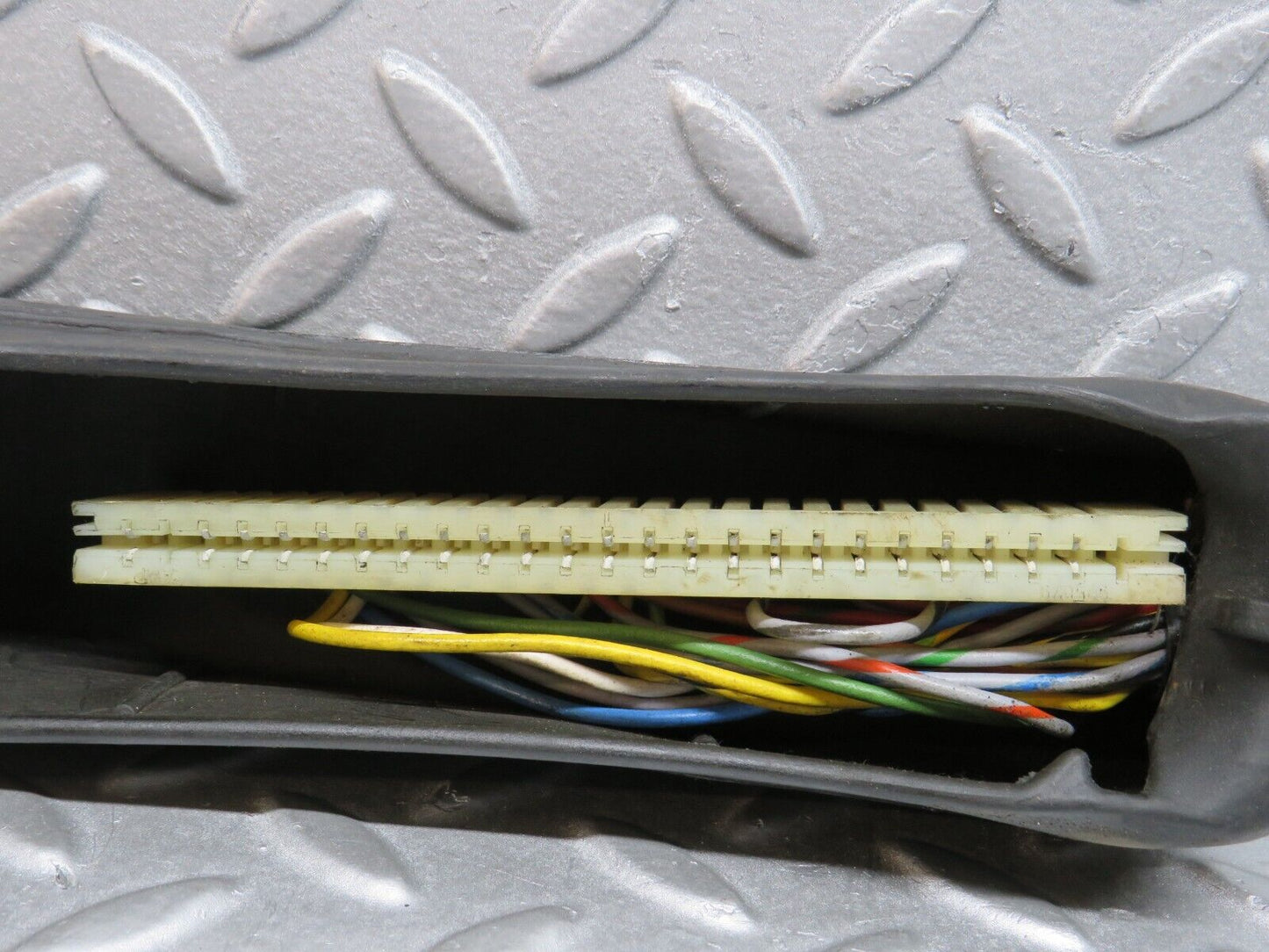 37576 Mercedes-Benz W109 300SEL ECU Wire Harness 0005451945
