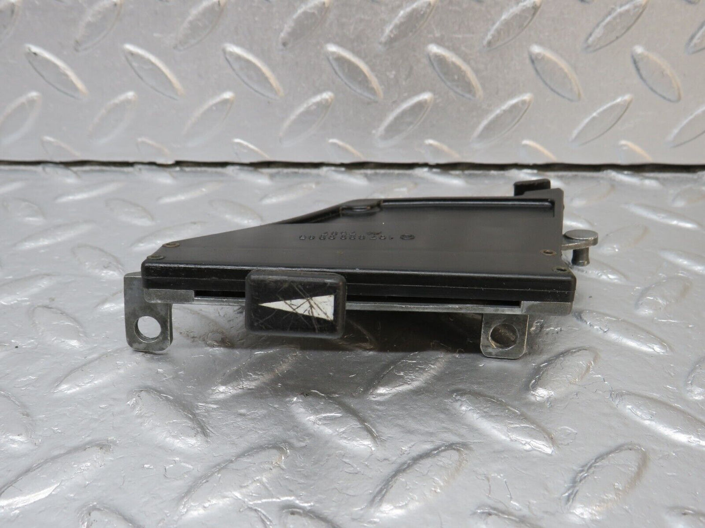 39833 Mercedes-Benz R107 350SL Air Vent Control Lever Left 1078300385