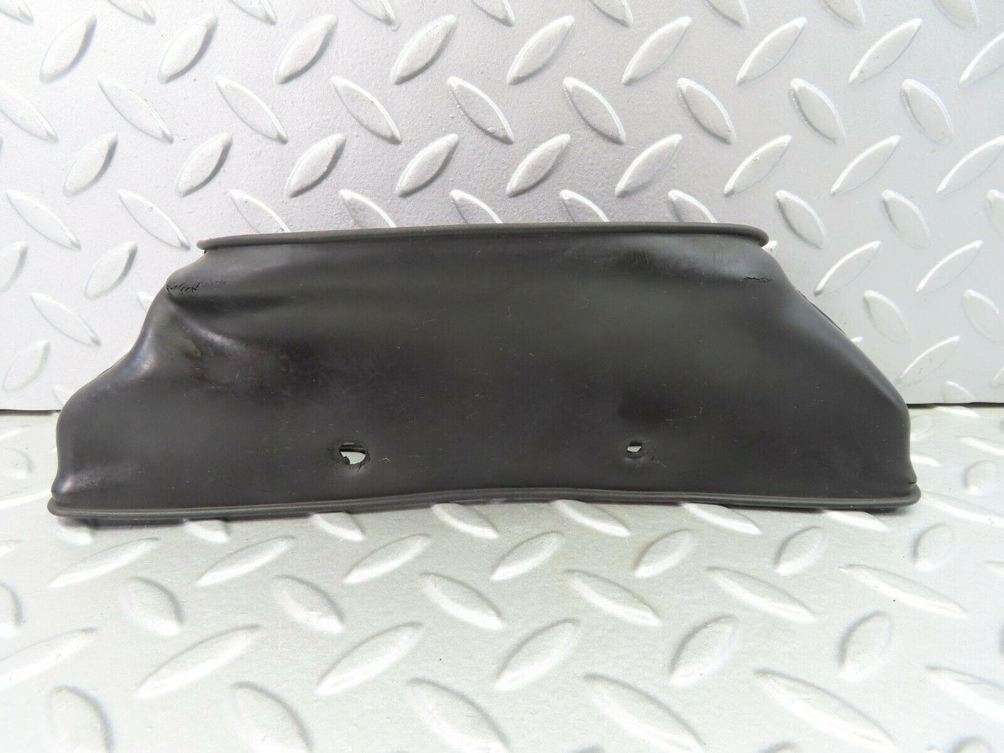 7459 Mercedes-Benz W116 450SE Heating Duct Rubber Ventilation 1168310088