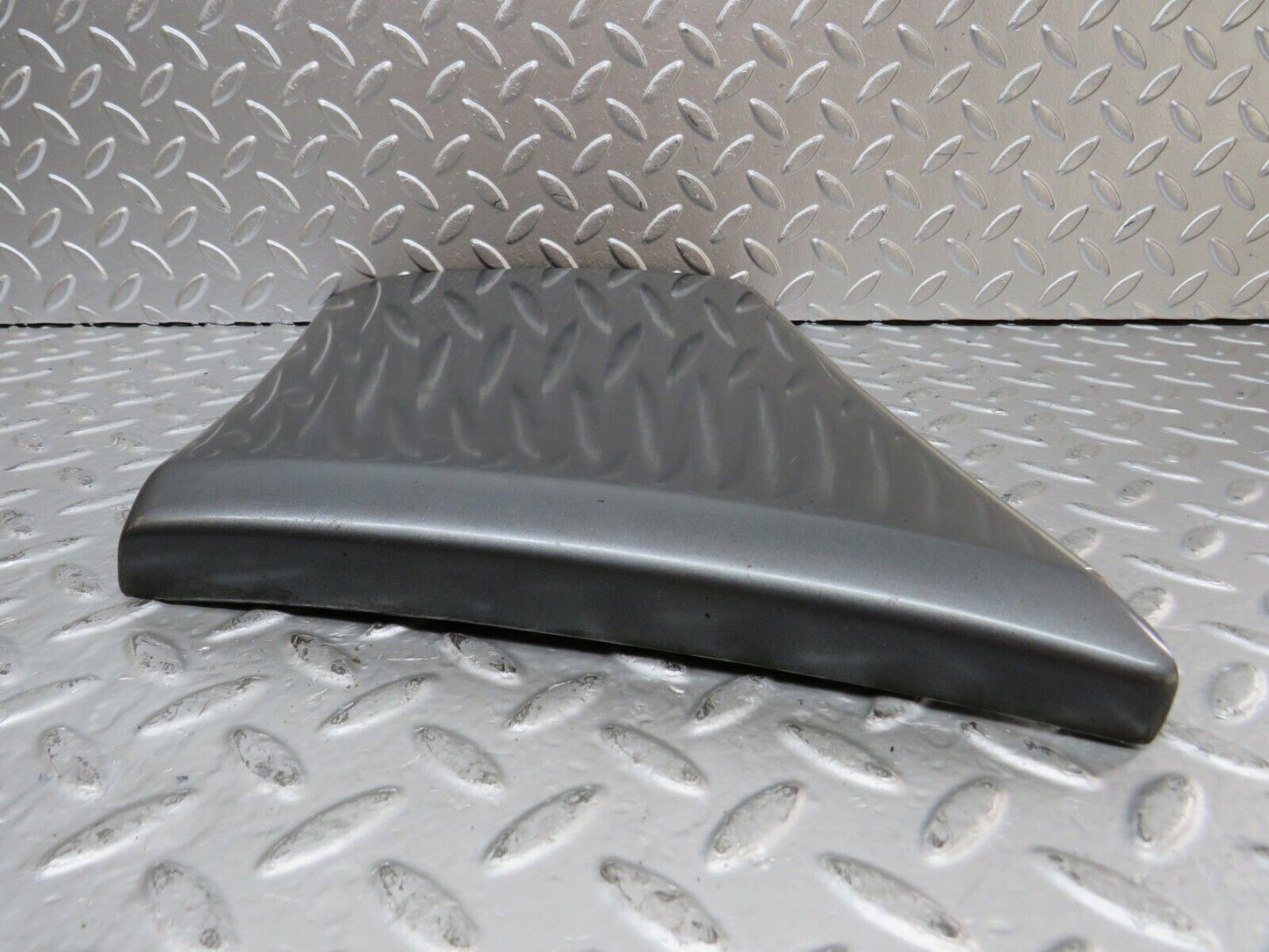 26398 Mercedes-Benz C124 220CE Front Right Fender Wing Moulding Trim 1246903640