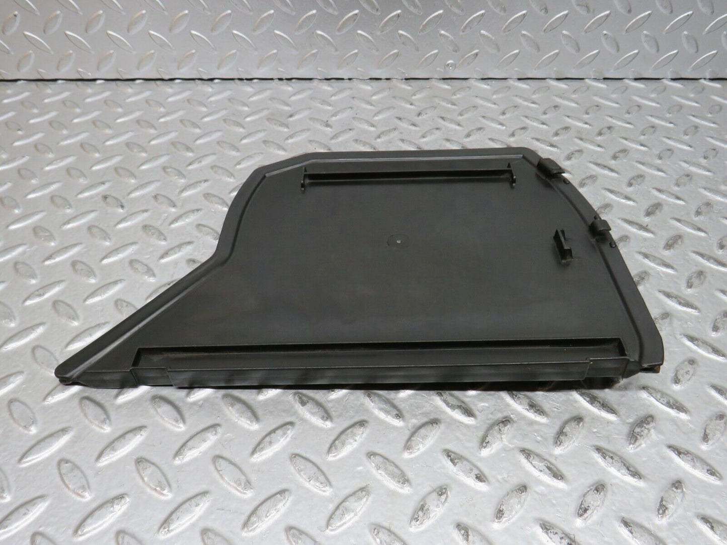 29055 Mercedes-Benz C124 320CE Rear Left Cover For Window Regulator 1246921522