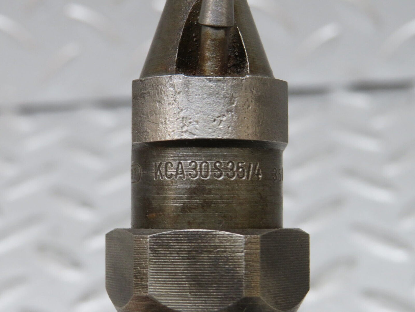 27003 Mercedes-Benz W123 240D Fuel Injector Bosch KCA30S35/4