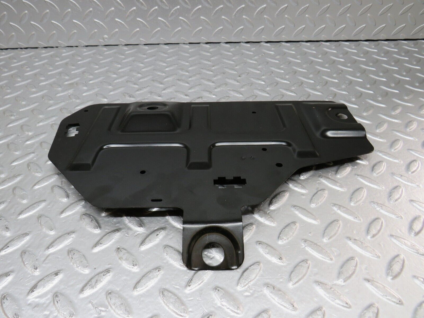 34206 Mercedes-Benz W124 260E Under Dash Relay Bracket Left Side