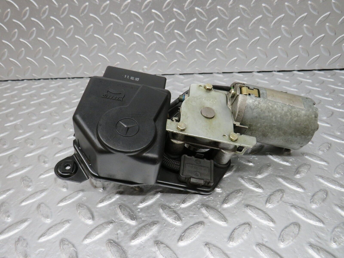 31354 Mercedes-Benz S124 220TE Sunroof Motor Webasto With Relay 1247800507 1248210047