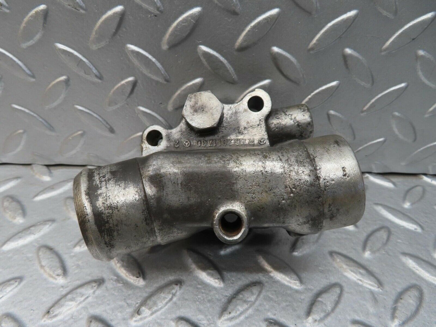 14360 Mercedes-Benz W116 350SE Water Pipe Socket 1162011730