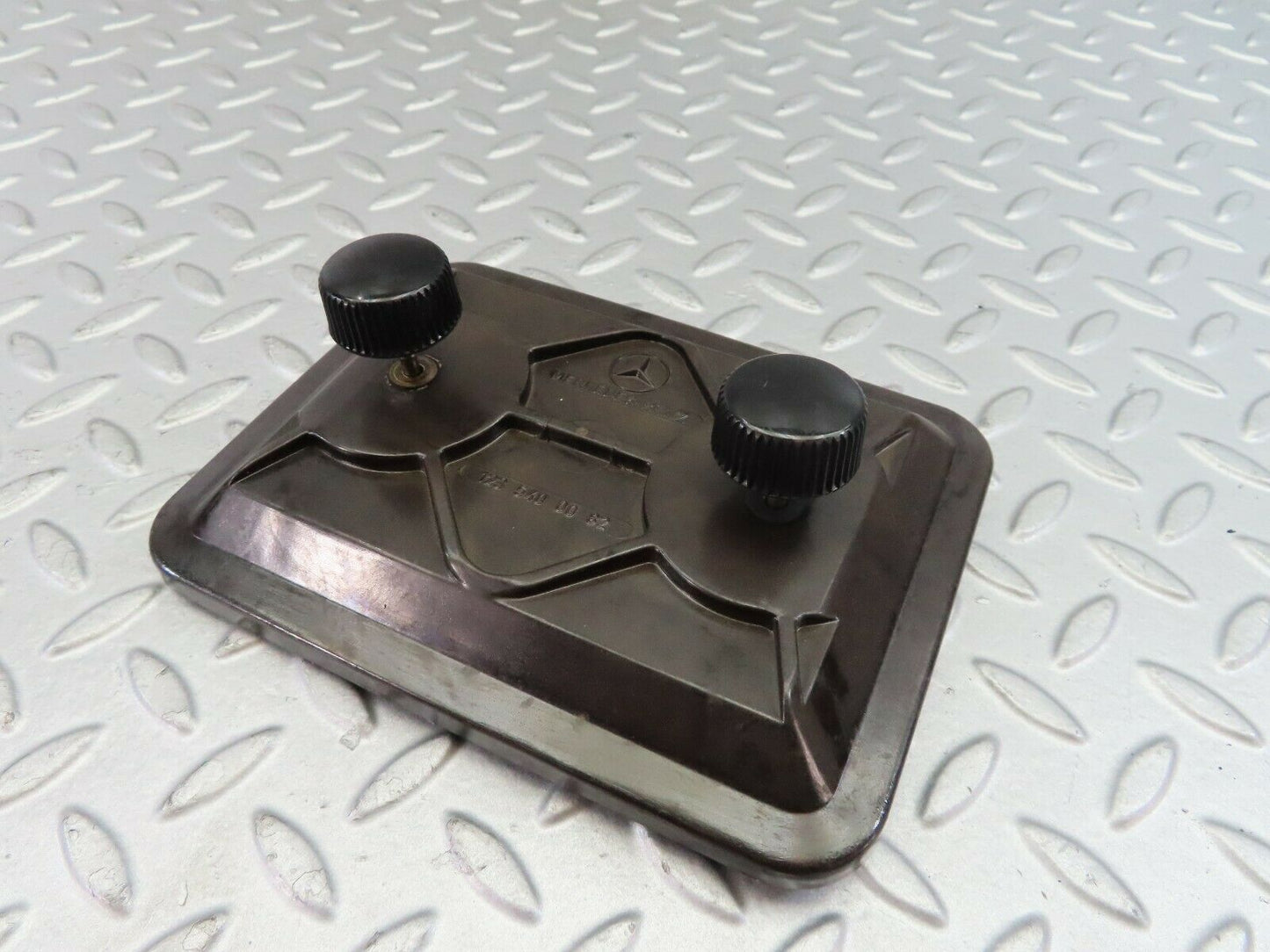 7730 Mercedes-Benz S123 230TE Wagon Fuse Box Cover Lid 1235400082