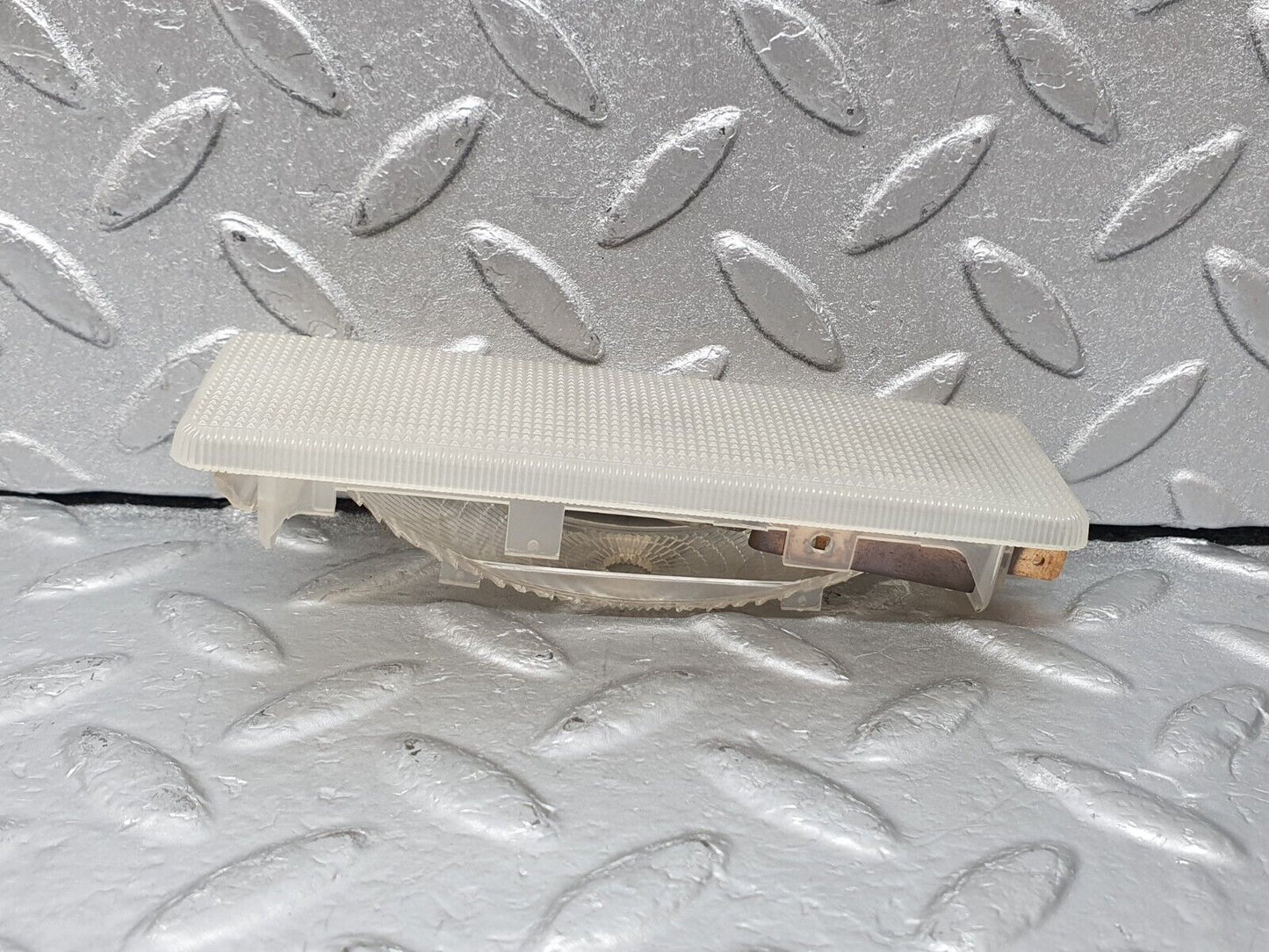 44104 Mercedes-Benz C123 230CE Coupe Rear Interior Dome Light 2018200001
