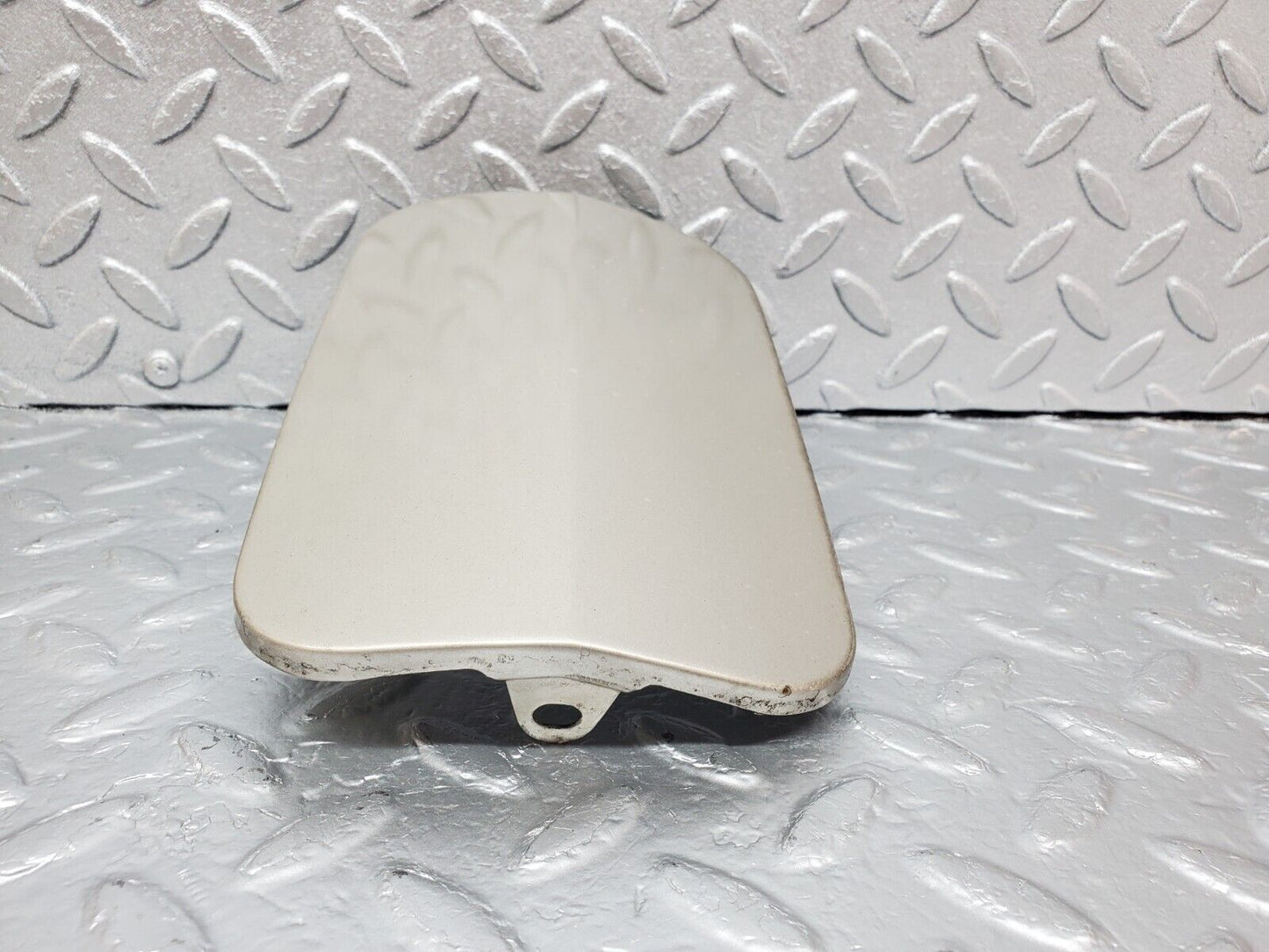 45785 Mercedes-Benz W126 420SE Fuel Tank Flap Cap 1265842639