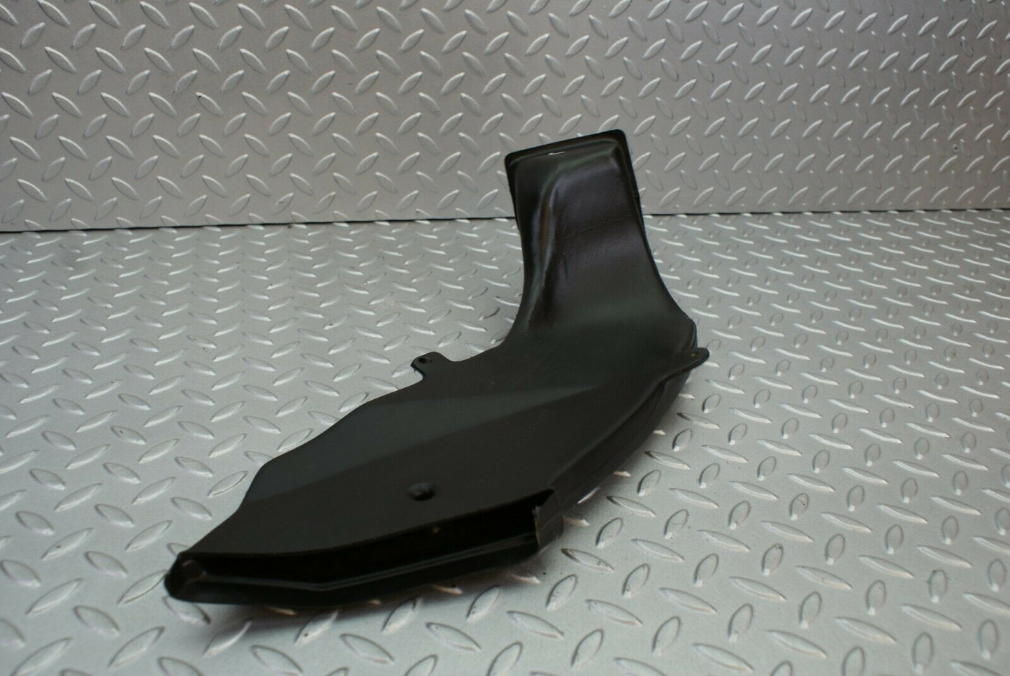 2557 Mercedes-Benz W116 350SE Ventilation Air Duct Right 1168310146