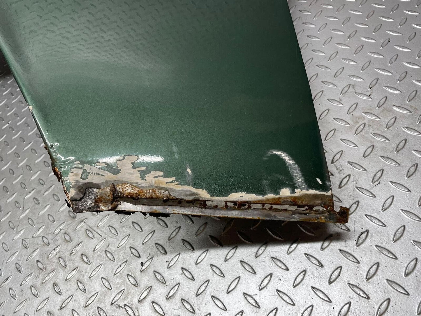 43393 Mercedes-Benz W108 280SE Front Left Wing Fender