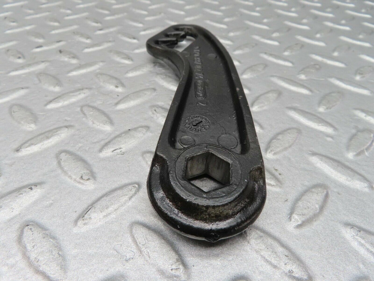 16426 Mercedes-Benz W124 260E Bonnet Hinge Lever Right Side 1298870274