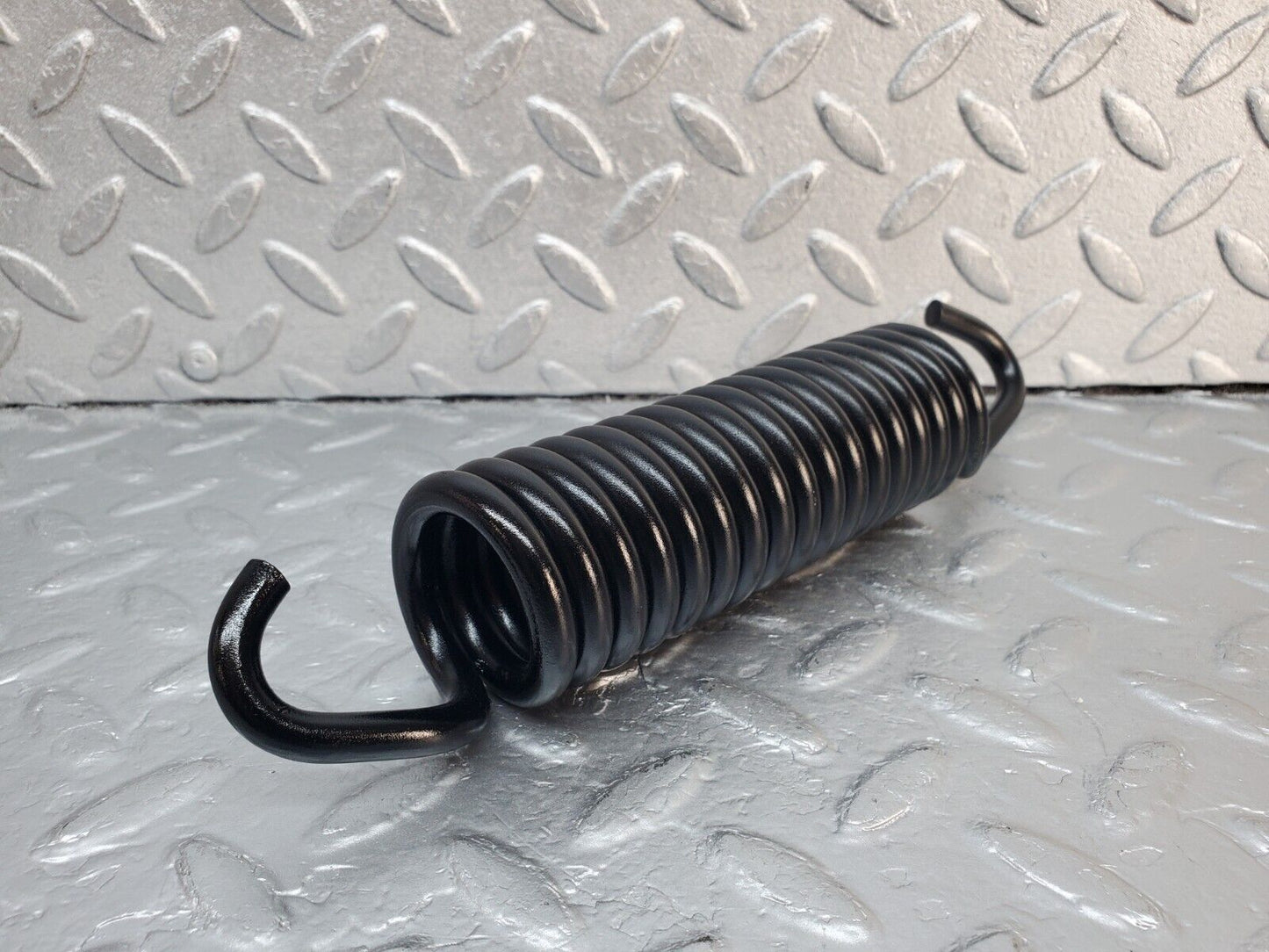 45950 Mercedes-Benz W126 420SE Bonnet Hinge Spring