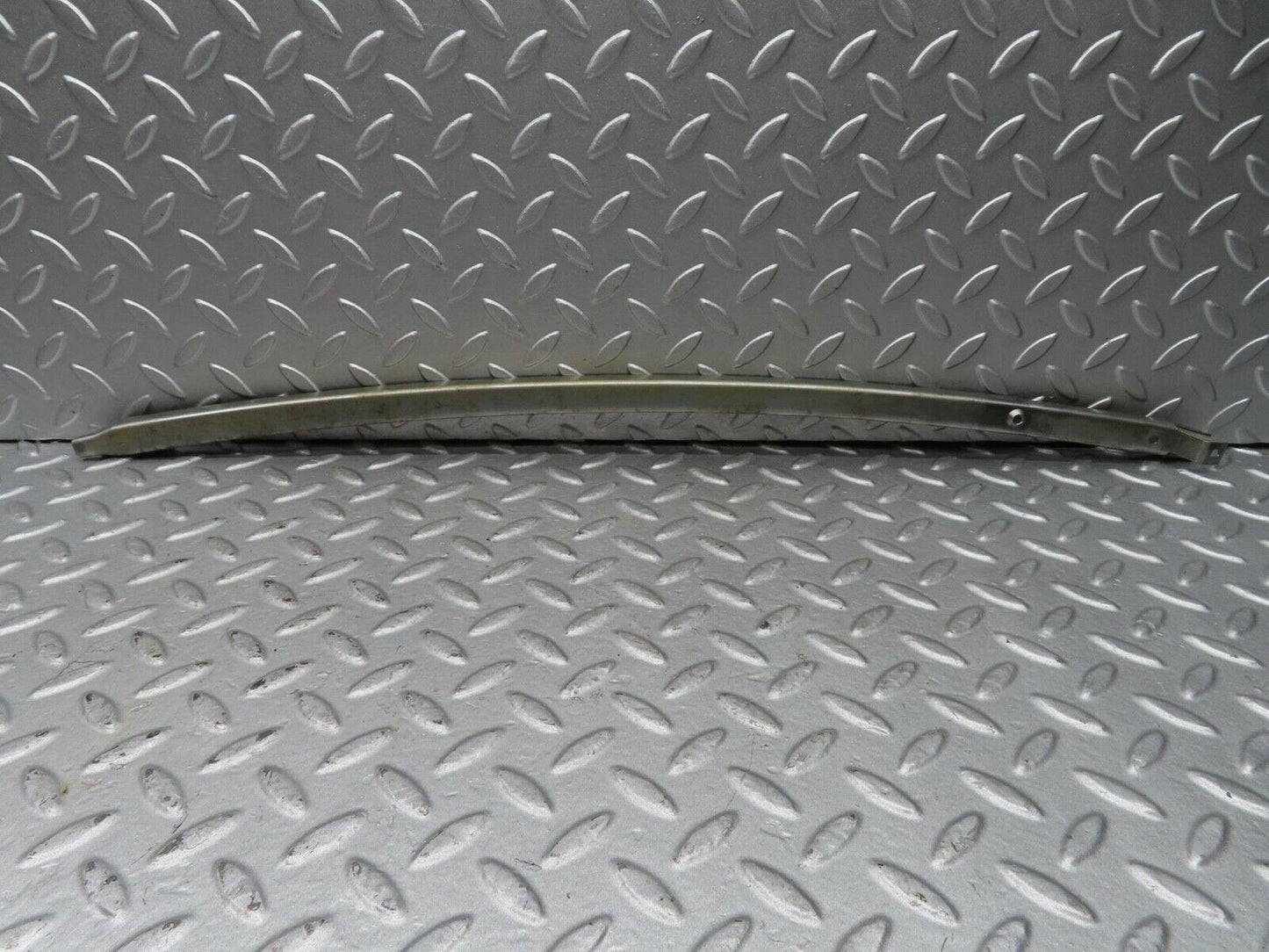14483 Mercedes-Benz W116 350SE Front Right Door Front Window Channel