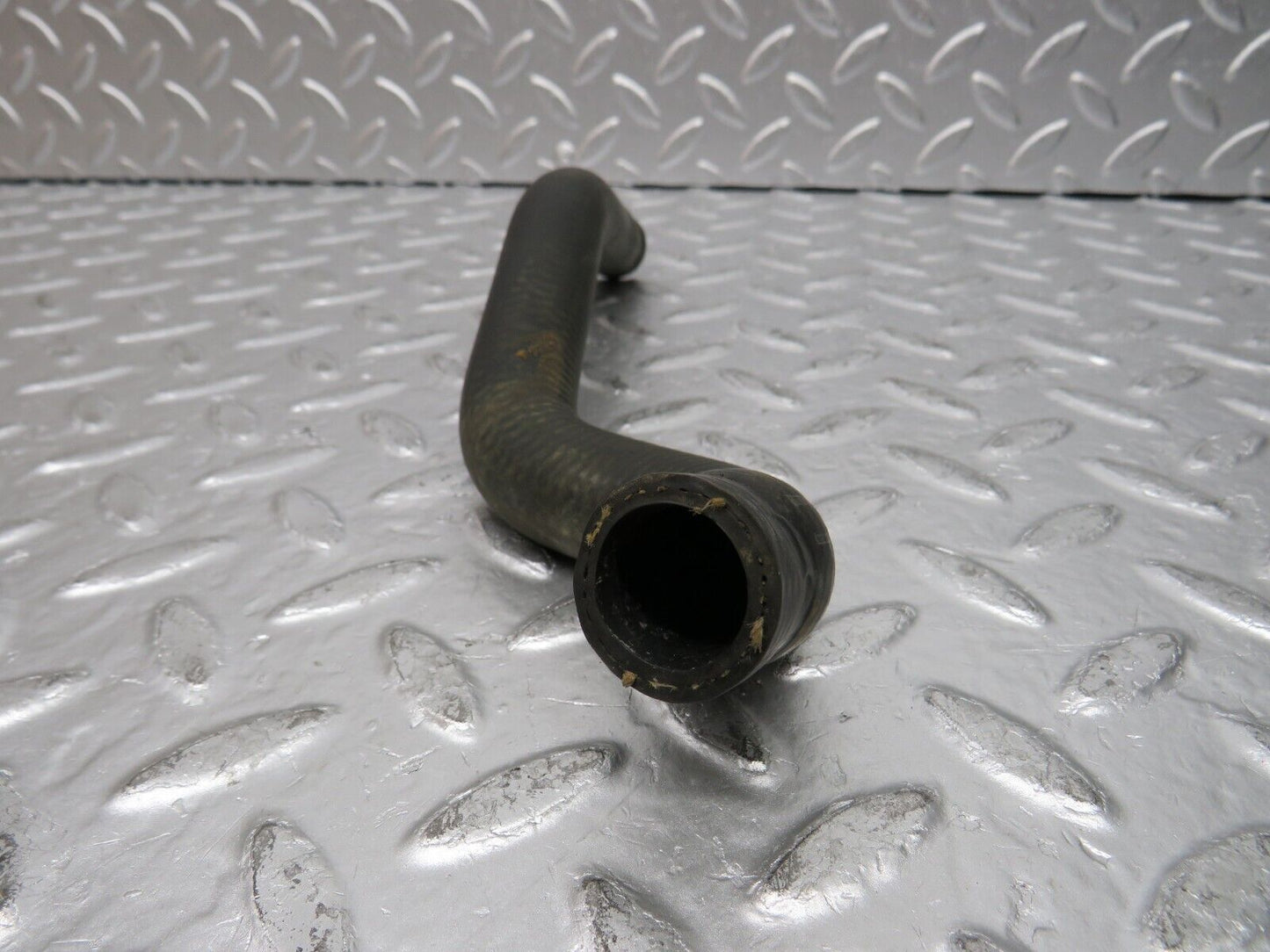 30536 Mercedes-Benz W124 230E Water Hose Pipe 1248323594