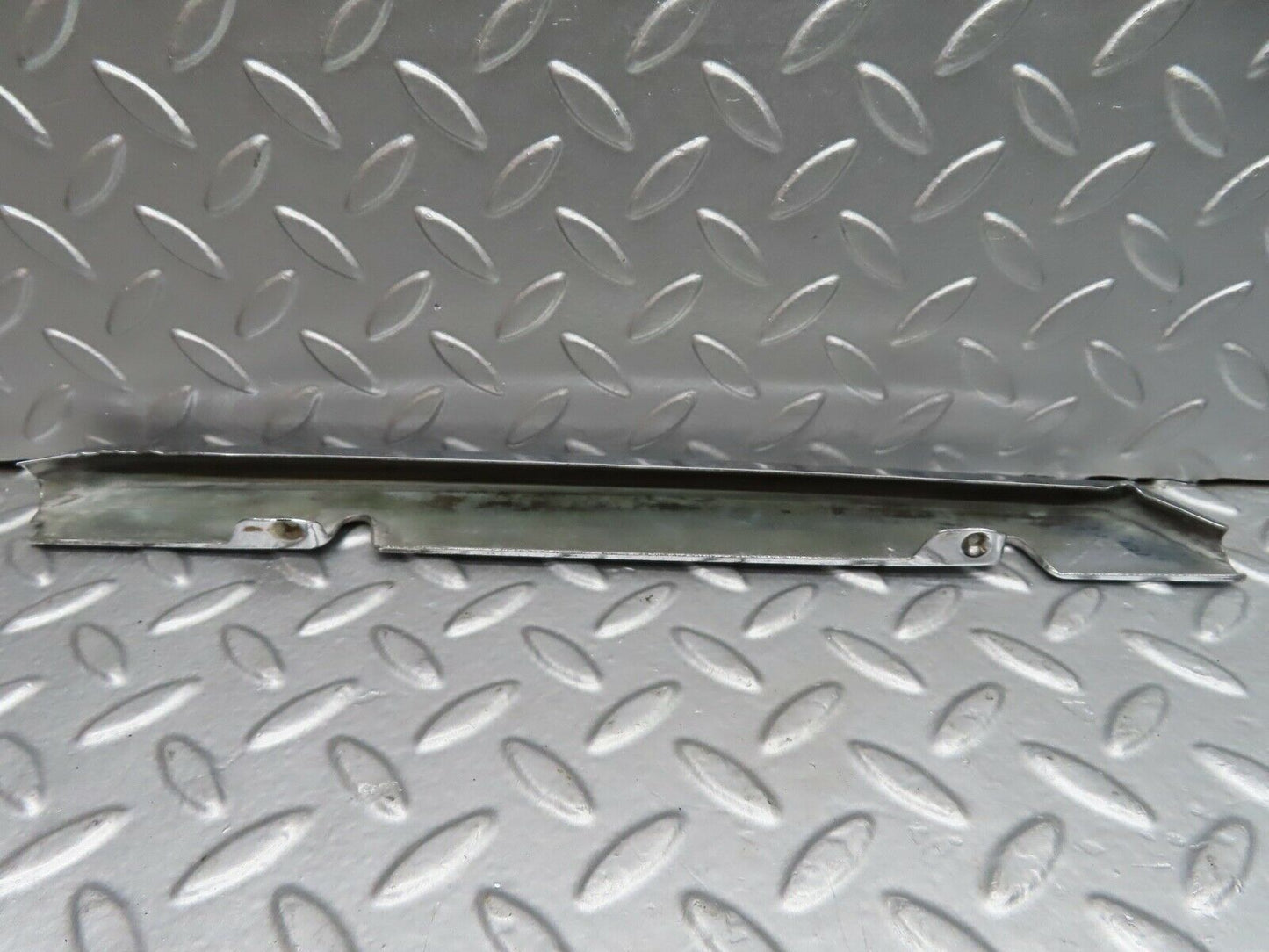 20767 Mercedes-Benz R107 450SL Coupe Bonnet Grill Chrome Trim