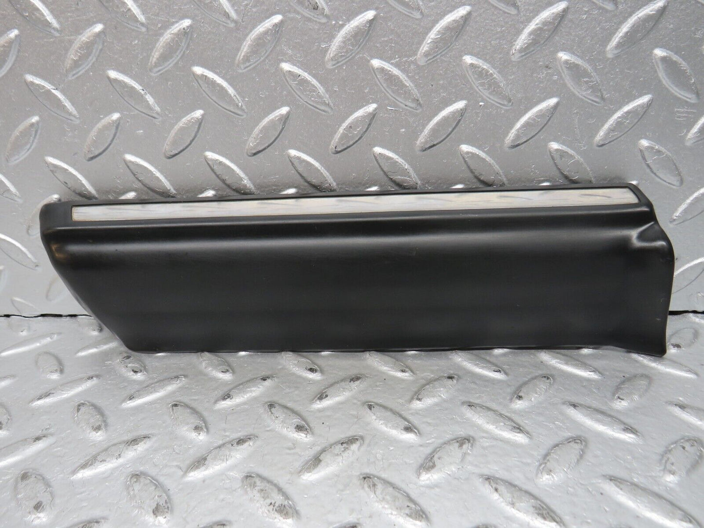 32005 Mercedes-Benz W123 230E Front Left Fender Lower Moulding Trim