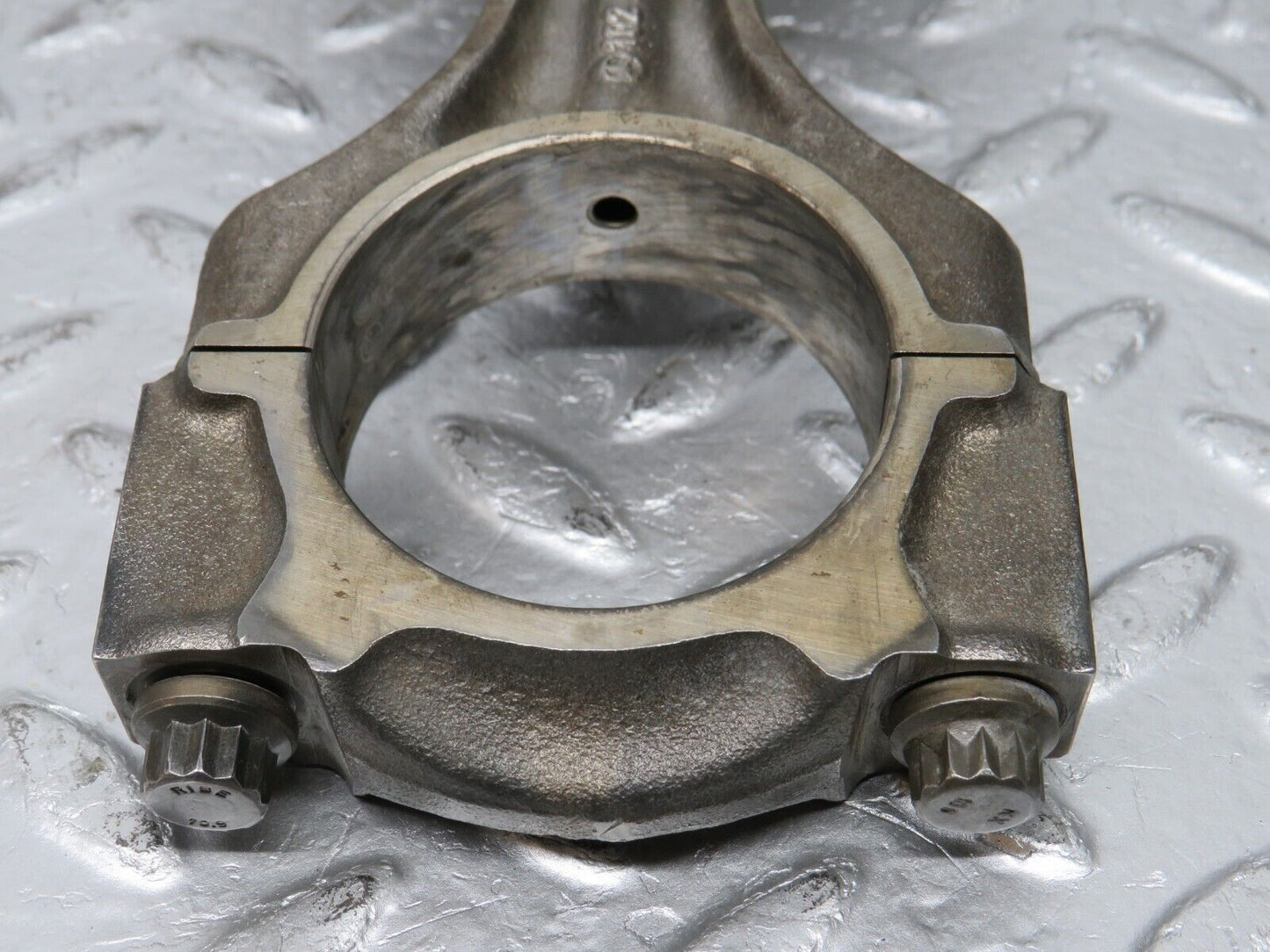 32709 Mercedes-Benz S124 300TE Wagon Piston With Connecting Rod 88.485mm 10205