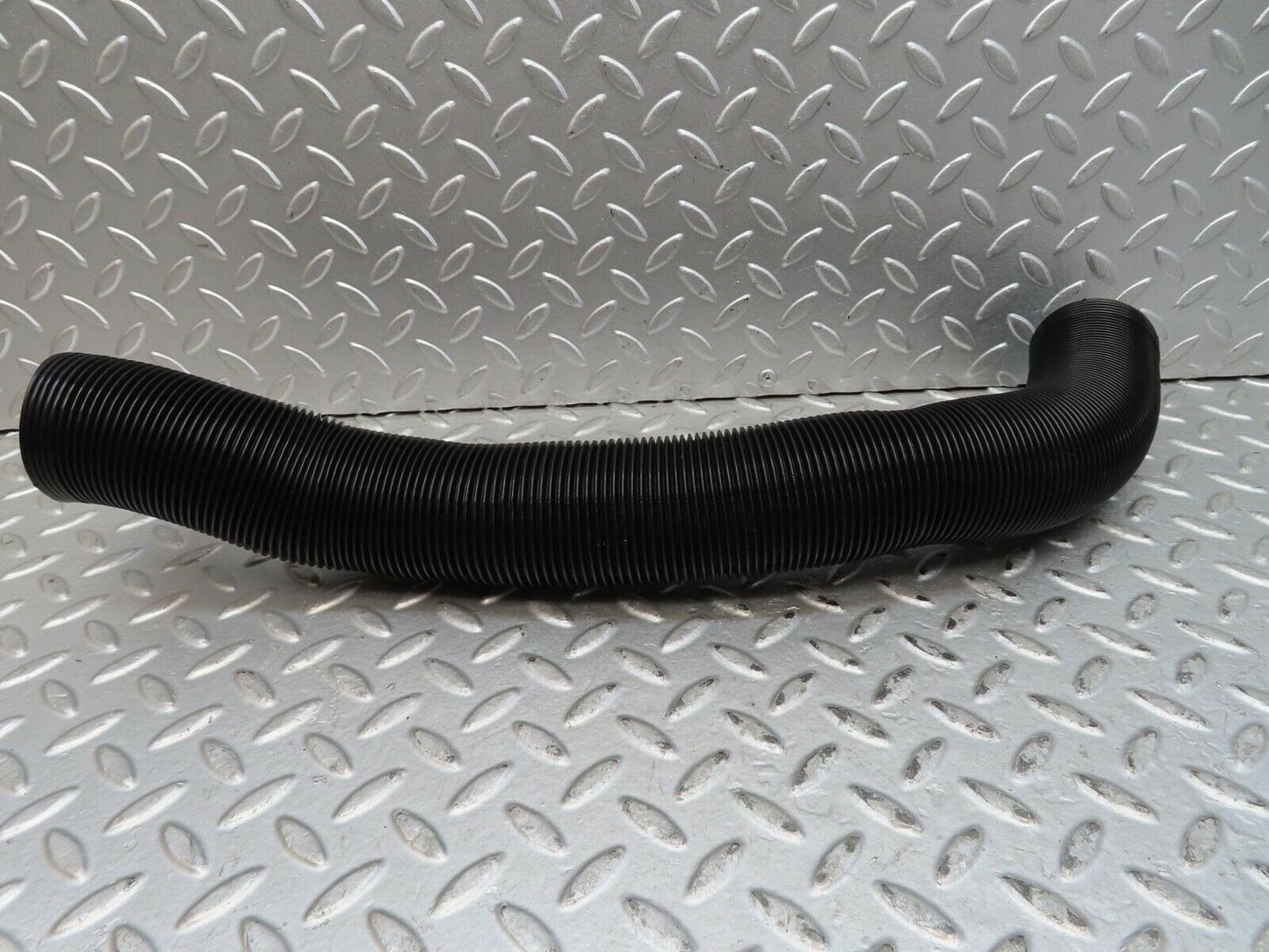 15827 Mercedes-Benz W123 280E Dash Air Vent Pipe Right Side
