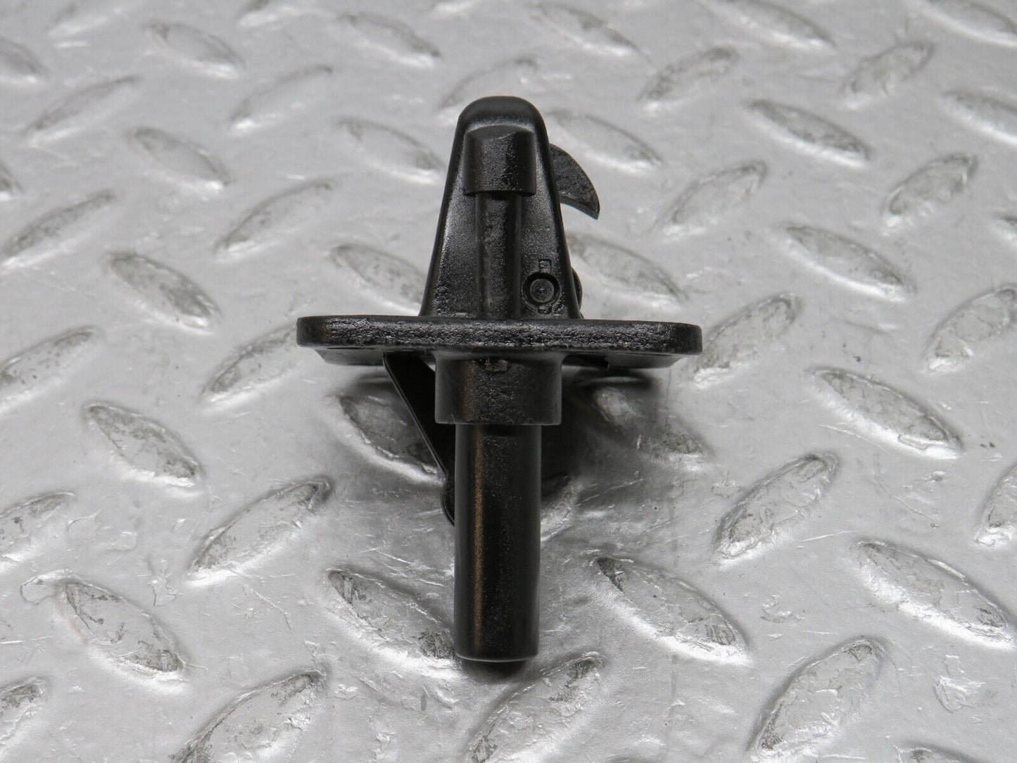 37345 Mercedes-Benz W109 300SEL Bonnet Lock Latch