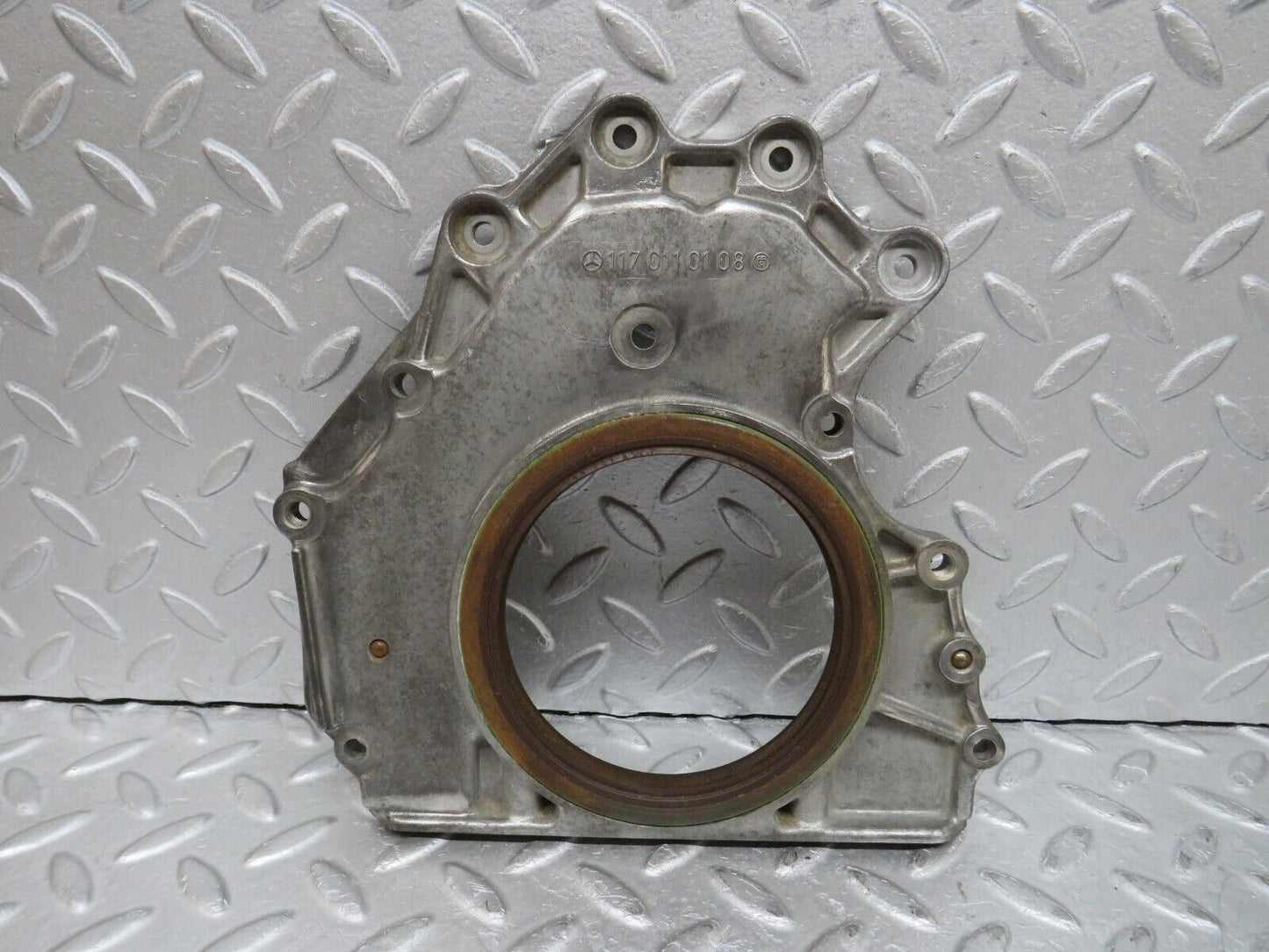 37138 Mercedes-Benz C126 420SEC Coupe Crankshaft Rear Sealing Cover 1170110108