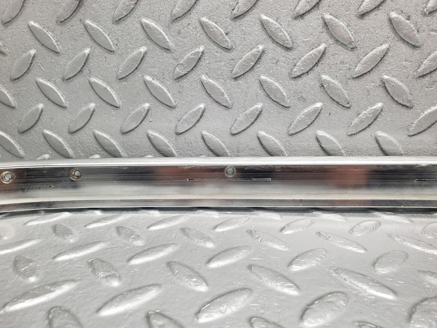 46504 Mercedes-Benz C123 280CE Coupe Chrome Roof Trim Cladding Left Side