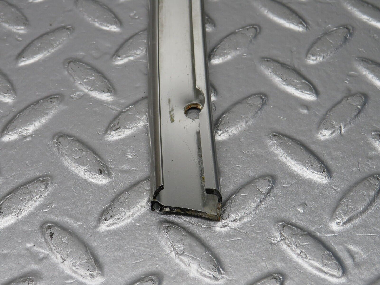 39858 Mercedes-Benz R107 350SL Hardtop B Pillar Chrome Trim Left Side
