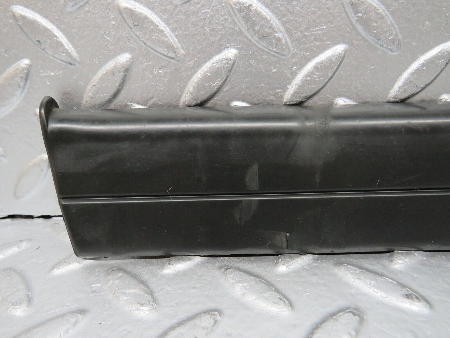 30783 Mercedes-Benz W201 190E Front Left Fender Lower Moulding Trim