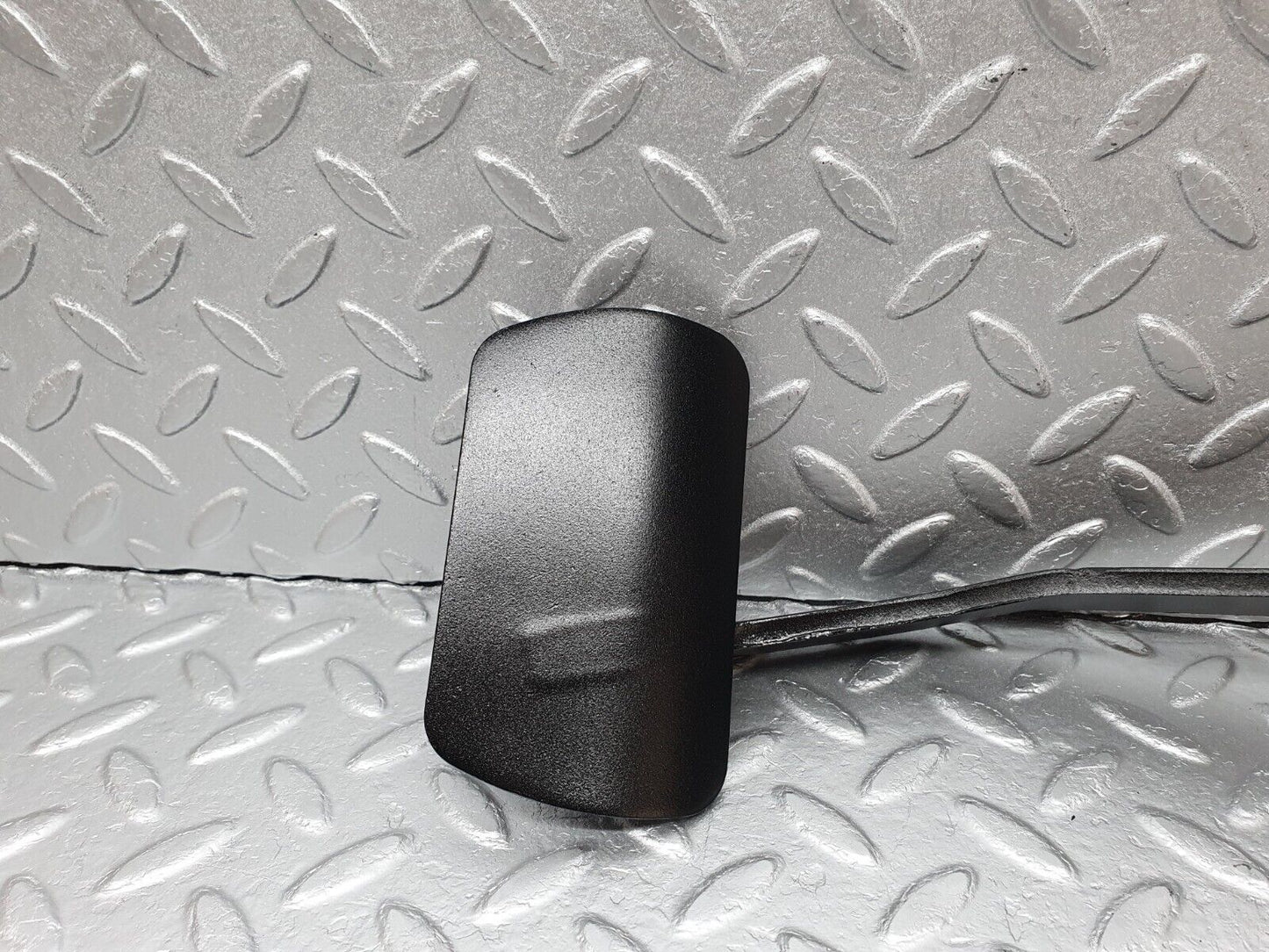 40834 Mercedes-Benz W123 300D Brake Pedal