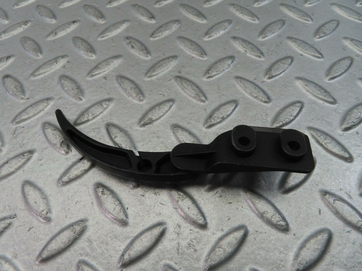 9221 Mercedes-Benz W115 Bonnet Opener