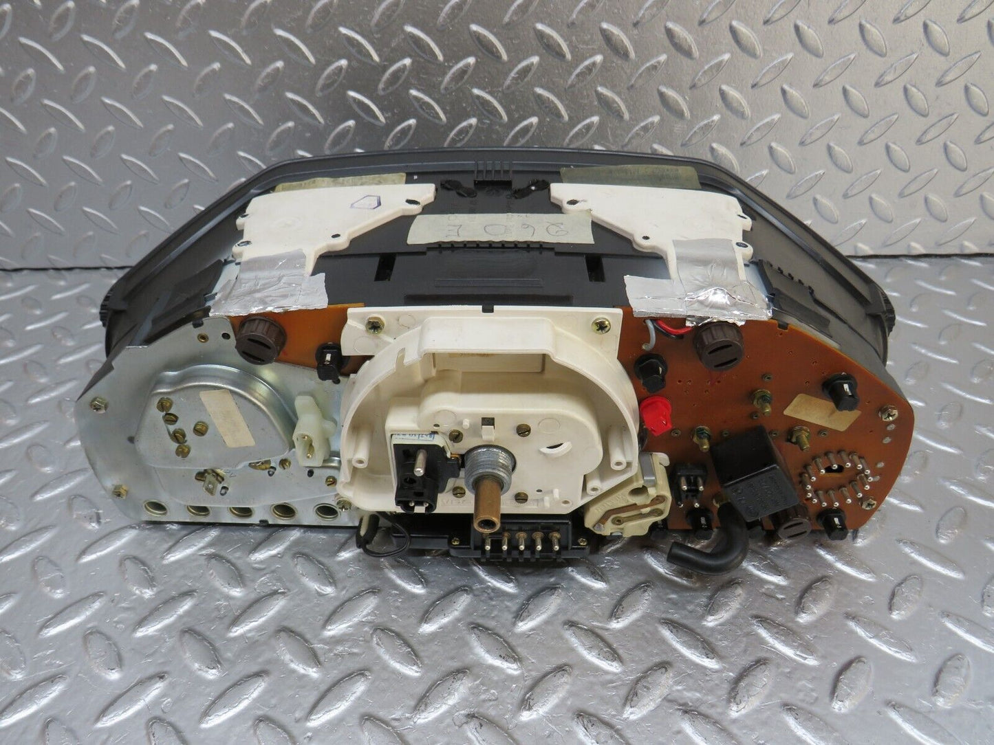 34162 Mercedes-Benz W124 260E Instrument Cluster 1245427969