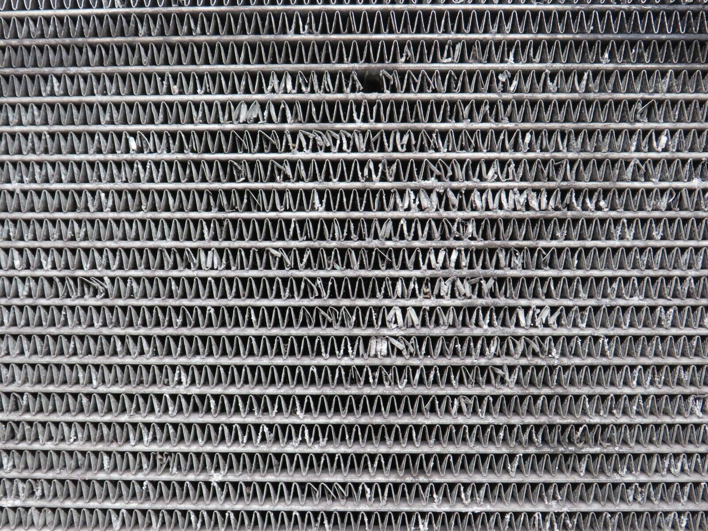 38979 Mercedes-Benz W201 190E Engine Coolant Radiator Behr