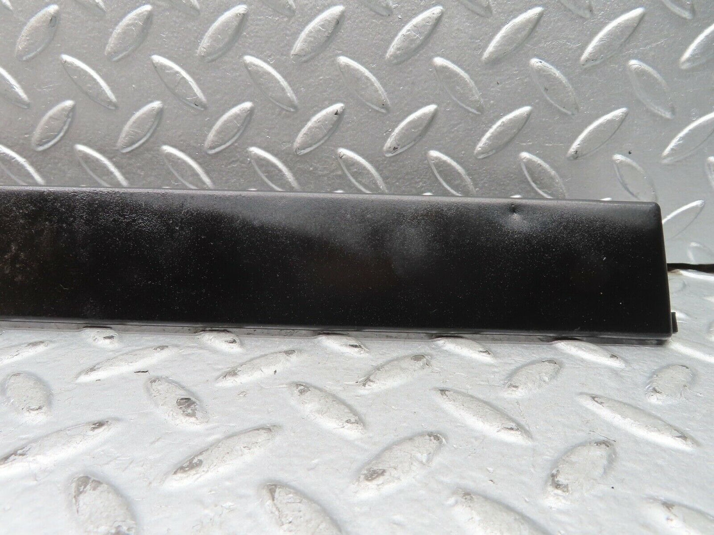 21681 Mercedes-Benz W126 300SE Right Headlight Lower Trim