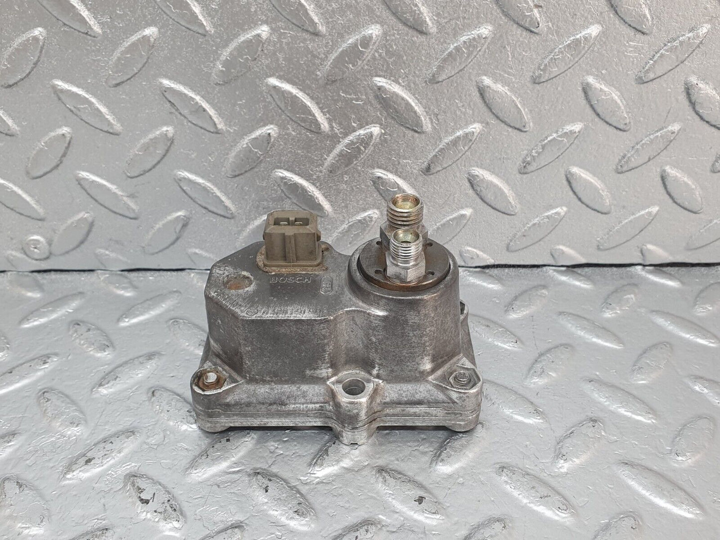 44018 Mercedes-Benz C123 230CE Coupe Warm Up Regulator 0438140065