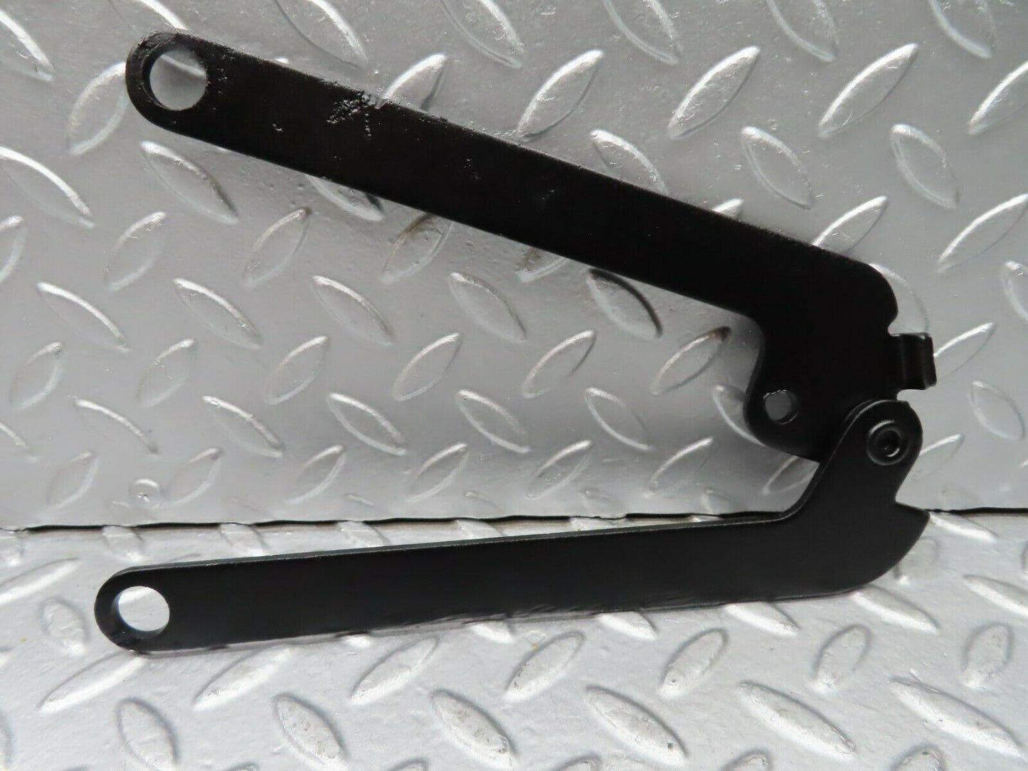 19830 Mercedes-Benz W108 280SE Bonnet Hinge Left