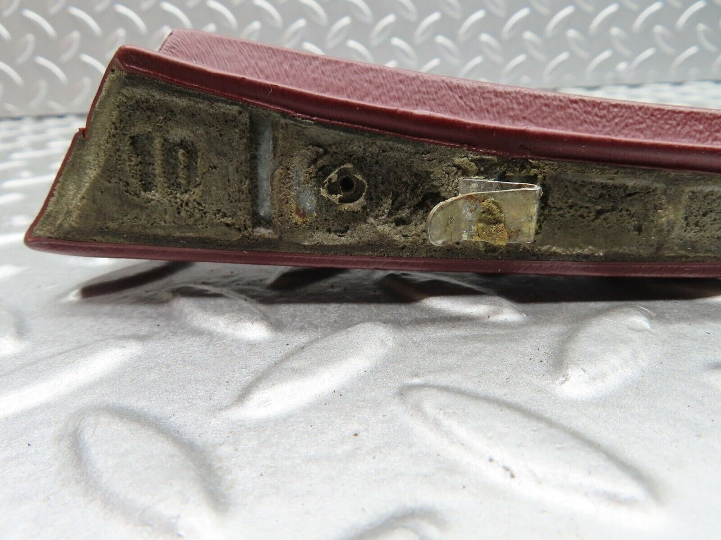 21421 Mercedes-Benz W126 300SE Front Right Door Interior Trim Burgundy Red