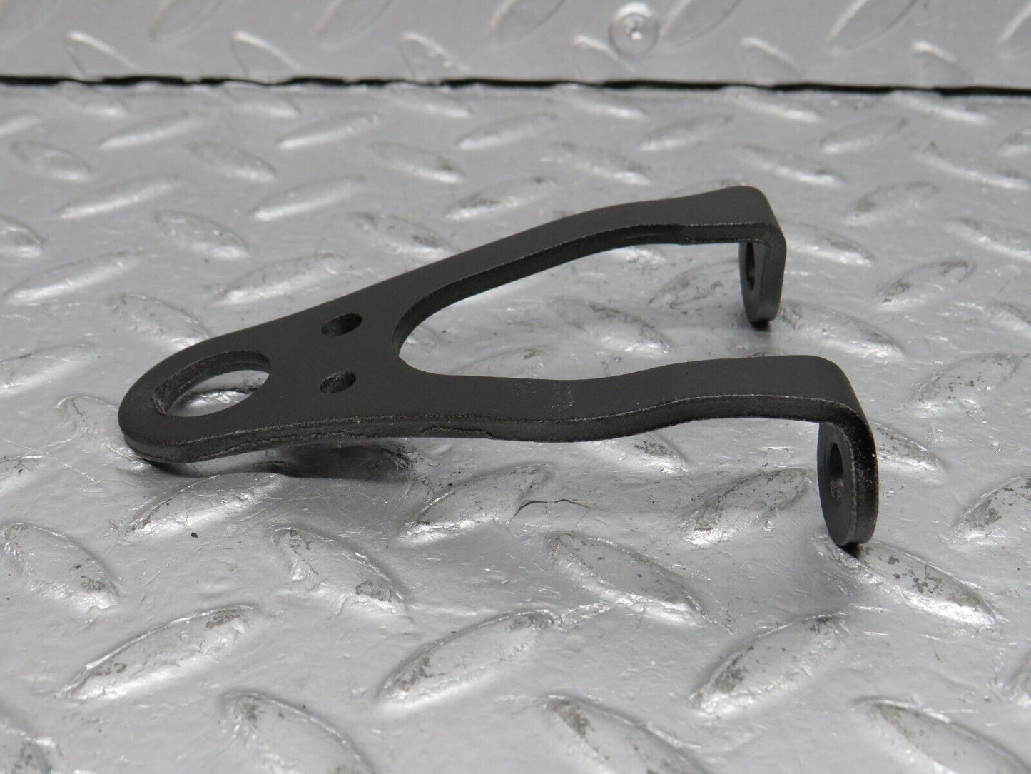 39267 Mercedes-Benz R107 500SL Engine Lifting Eyes Hooks