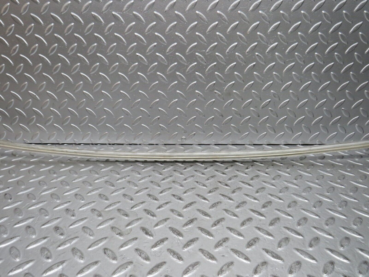 28614 Mercedes-Benz W123 280E Rear Windscreen Chrome Frame